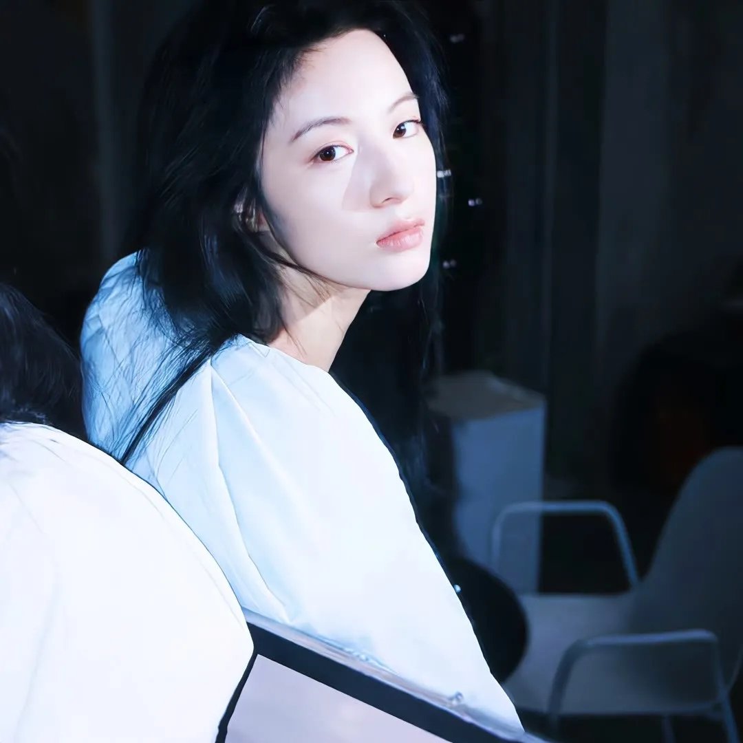 事如春梦了无痕封面