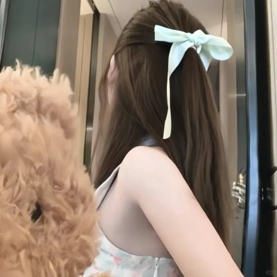 冰属性男子与酷酷女同事封面